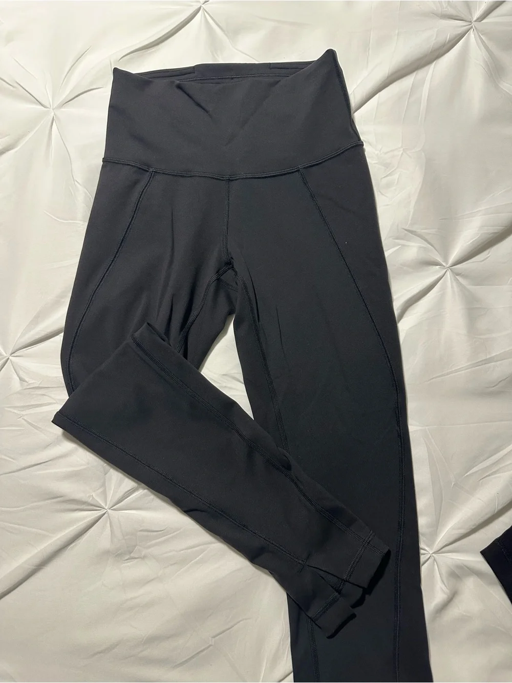 lululemon athletica Wunder Train High-Rise tight 25” with Hem slit